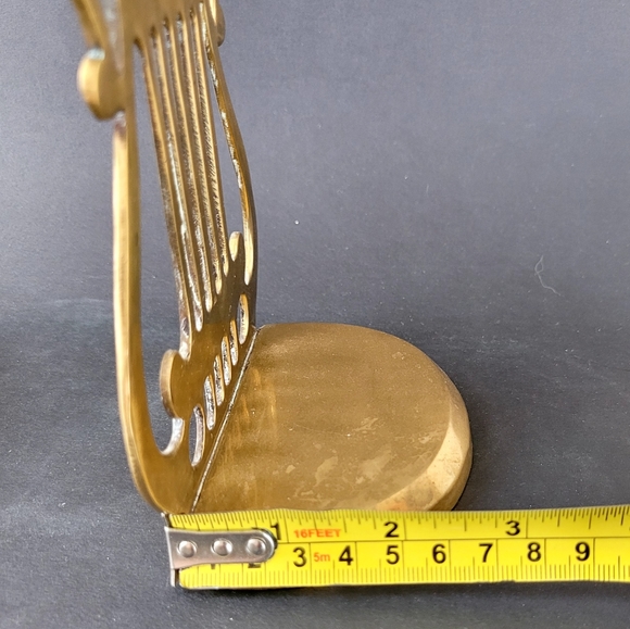 Set of 2 Vintage Brass Harp bookends, brass bookends, book shelf decor - Picture 7 of 7